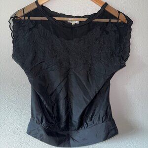 Matty M Black Silk Embroidered Scalloped Short Sleeve Size‎ S